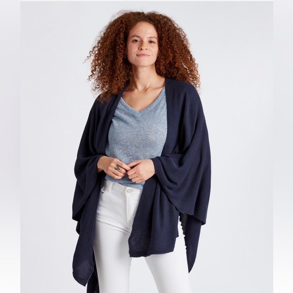 NWT Mia & Tess Stole your way cardigan wrap one size Cruise Vacation Mothers